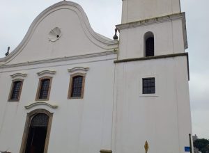 Acompanhe a programarão da missa de finados em Paranaguá